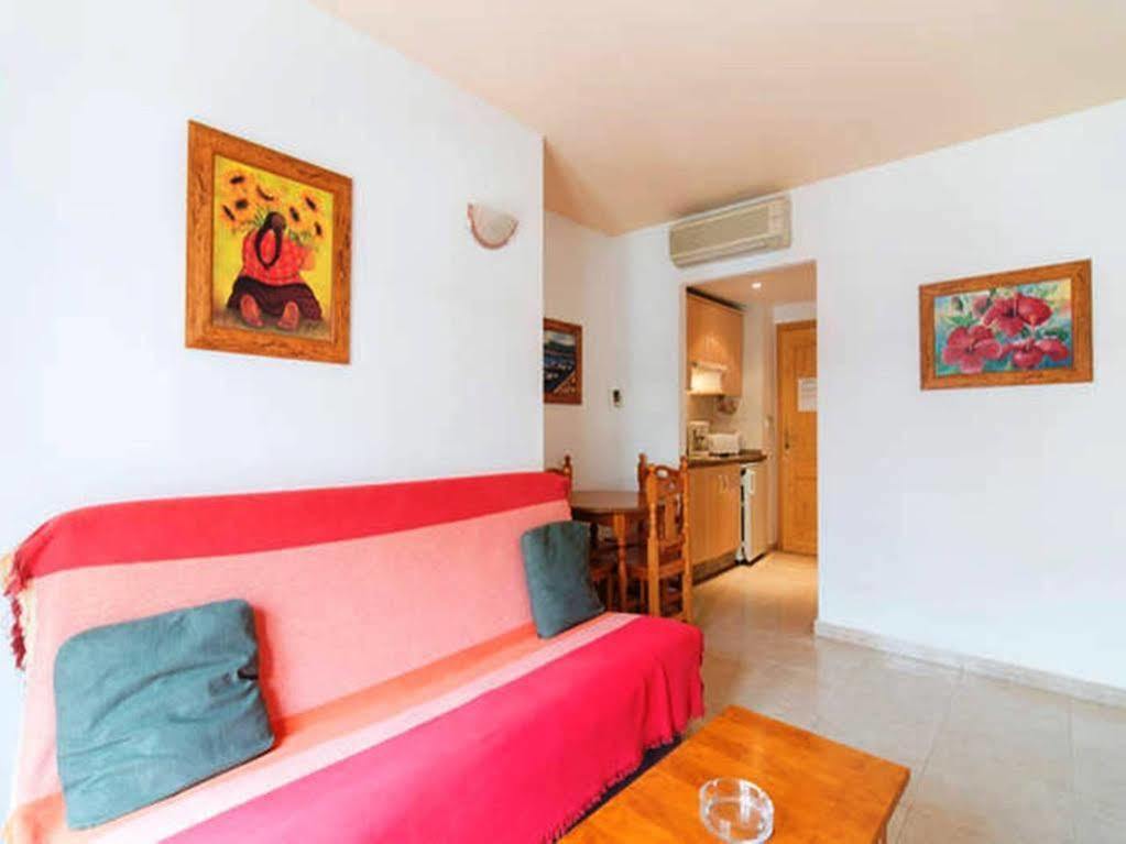 Vicenta Apartaments Торемолинос Екстериор снимка